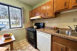 525 Asbury Ridge, Shelton, CT 06484 - Photo 3