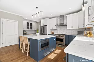 16 Melrose Dr, Cheshire, CT 06410 - Photo 9