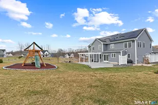 16 Melrose Dr, Cheshire, CT 06410 - Photo 3