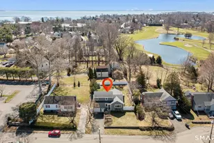 30 Dee Ln, Stamford, CT 06902 - Photo 3