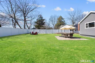 30 Dee Lane, Stamford, CT 06902 - Photo 37