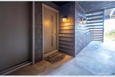 166 Old Brookfield Road #21A2, Danbury, CT 06811 - Photo 3