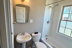 23 Rowsley St, Bridgeport, CT 06605 - Photo 19