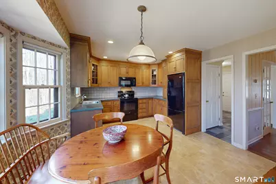 170 Boggs Hill Road, Newtown, CT 06470 - Photo 11