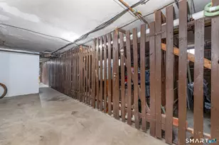 40 Arnold Way, West Hartford, CT 06119 - Photo 15