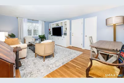 40 Arnold Way #40, West Hartford, CT 06119 - Photo 1