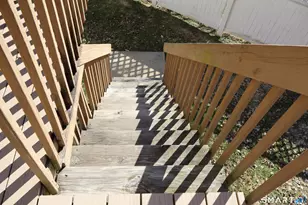 25 W Silver St, Middletown, CT 06457 - Photo 31