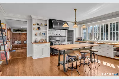 100 Old Black Point Road, East Lyme, CT 06357 - Photo 11