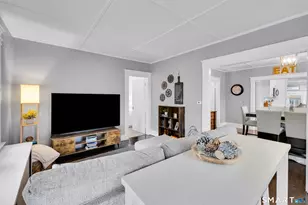 48 Woodbine St, Waterbury, CT 06705 - Photo 3