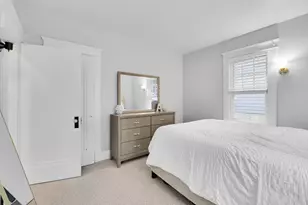 48 Woodbine St, Waterbury, CT 06705 - Photo 23