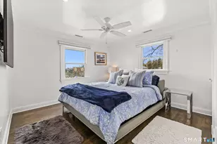 102 Soundview Dr, Stamford, CT 06902 - Photo 21