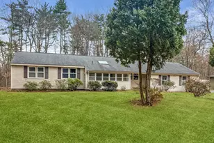 9 Bridlepath Rd, Simsbury, CT 06092 - Photo 1