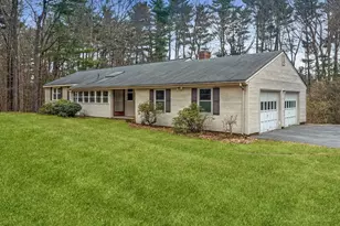 9 Bridlepath Rd, Simsbury, CT 06092 - Photo 9