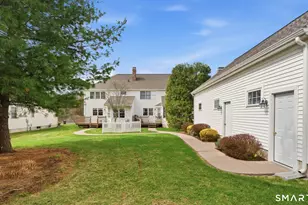 42 Dunham St, Wethersfield, CT 06109 - Photo 5