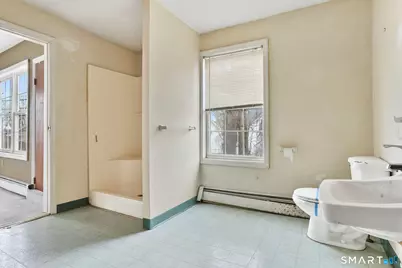 17 Salem Street, Hartford, CT 06114 - Photo 11