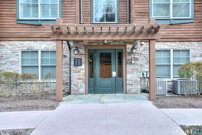 16 Hayestown Road #C402, Danbury, CT 06811 - Photo 3