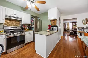 105 Pond St, Bridgeport, CT 06606 - Photo 11