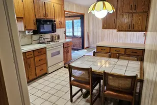 70 Tumblebrook Rd, Milford, CT 06461 - Photo 7