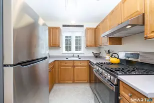 30 Spoonwood Dr, Canton, CT 06019 - Photo 9