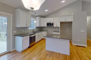 16 South St, Brooklyn, CT 06324 - Photo 5