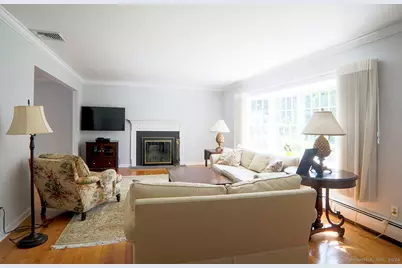 11 Beechwood Lane, Westport, CT 06880 - Photo 7