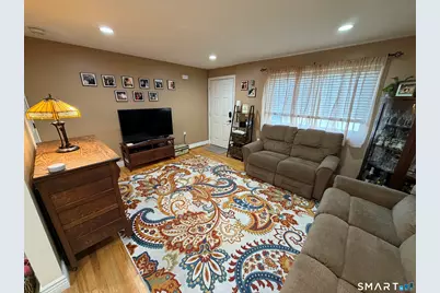 461 Spring Street #9G, Naugatuck, CT 06770 - Photo 3