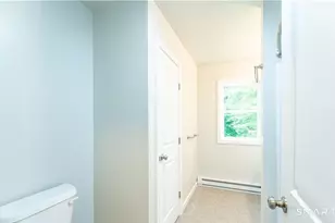 152 Grove Ave, Groton, CT 06340 - Photo 9