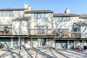 124 Skyview Dr, Cromwell, CT 06416 - Photo 3