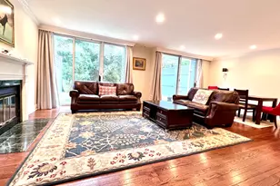 32 Regents Pk, Westport, CT 06880 - Photo 11