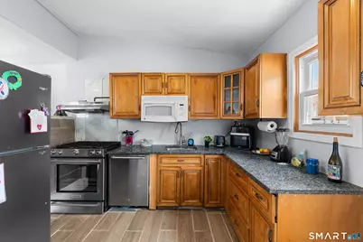 15 California Street, West Haven, CT 06516 - Photo 7