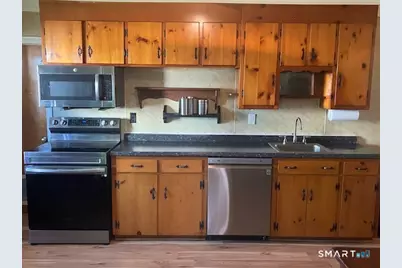 9 Warriner Avenue, Enfield, CT 06082 - Photo 9