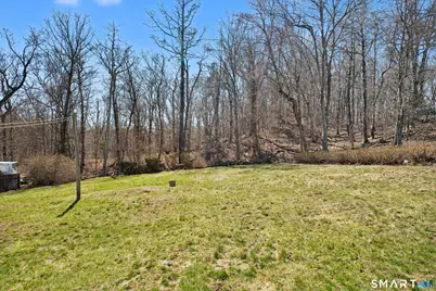 80 Roosevelt St Extension, New Haven, CT 06513 - Photo 27