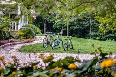 18 Tunnel Road, Roxbury, CT 06783 - Photo 27