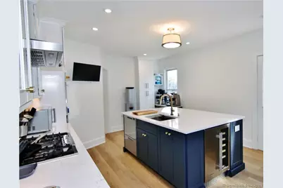 30 Saint George Avenue, Stamford, CT 06905 - Photo 3