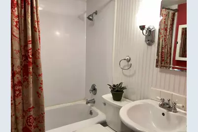 57 Vine Street, New Britain, CT 06052 - Photo 9