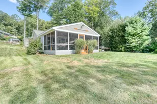 213 Lakeview Dr, Colchester, CT 06415 - Photo 9