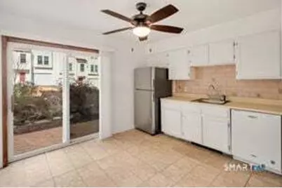 40 Deerwood Lane #9, Waterbury, CT 06704 - Photo 5