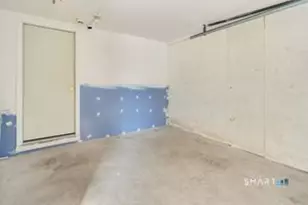 40 Deerwood Ln, Waterbury, CT 06704 - Photo 19