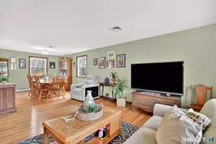 5 Lost Brook Ln, Wallingford, CT 06492 - Photo 15