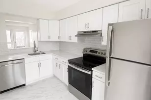 1423 Quinnipiac Ave, New Haven, CT 06513 - Photo 3