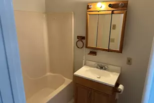 114 Bucks Hl Rd, Waterbury, CT 06704 - Photo 7