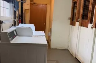 39 Briarwood Ln, Branford, CT 06405 - Photo 9