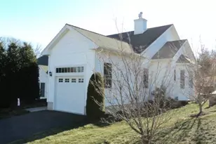 5 Pondview Cir, Beacon Falls, CT 06403 - Photo 1