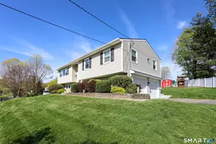 38 Quaker Ridge Rd, Bethel, CT 06801 - Photo 5