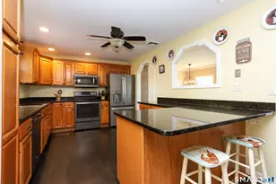 38 Quaker Ridge Rd, Bethel, CT 06801 - Photo 13