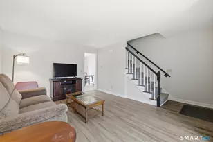 36 Grove St, Manchester, CT 06042 - Photo 5