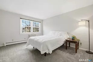 36 Grove St, Manchester, CT 06042 - Photo 11