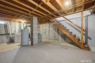 36 Grove St, Manchester, CT 06042 - Photo 17