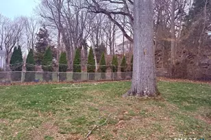 329 Bronson Rd, Fairfield, CT 06890 - Photo 23