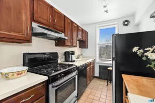 7 4th St, Stamford, CT 06905 - Photo 13